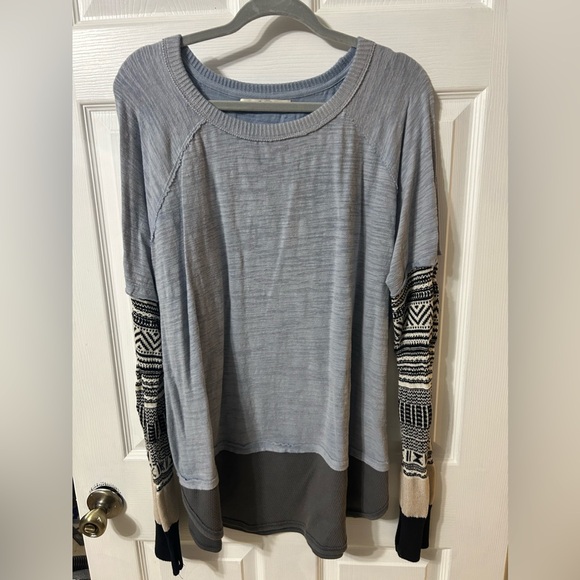 We The Free Tops - We The Free Women's Jordan Tee Sz XL Top Pullover Oversized Baby Blue